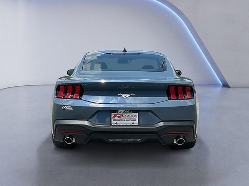 New 2025 Ford Mustang EcoBoost Fastback image 4