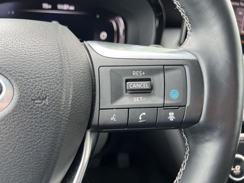 Used 2022 INFINITI QX60 Sensory w/ Cargo Package FWD image 20
