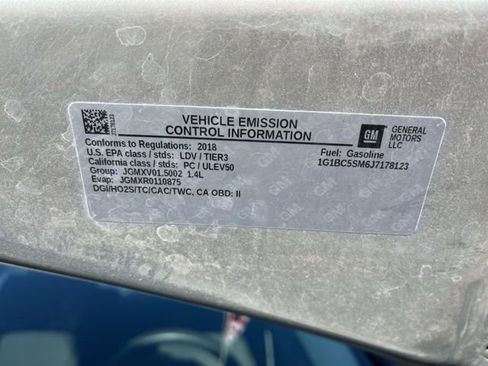 Used 2018 Chevrolet Cruze LS image 23