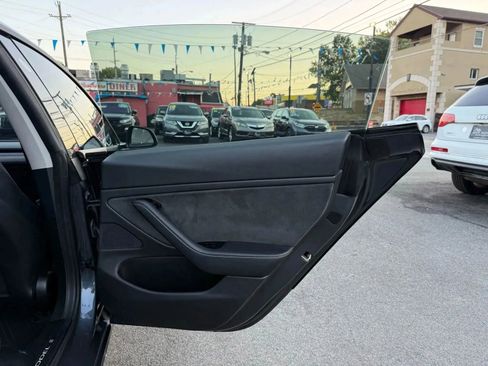 Used 2020 Tesla Model 3 Long Range image 55