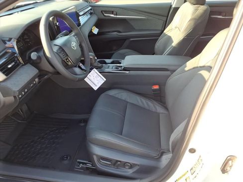 New 2025 Toyota Camry XLE image 3