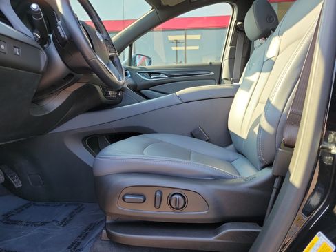 Used 2024 Buick Enclave Essence w/ Experience Buick Package FWD image 16