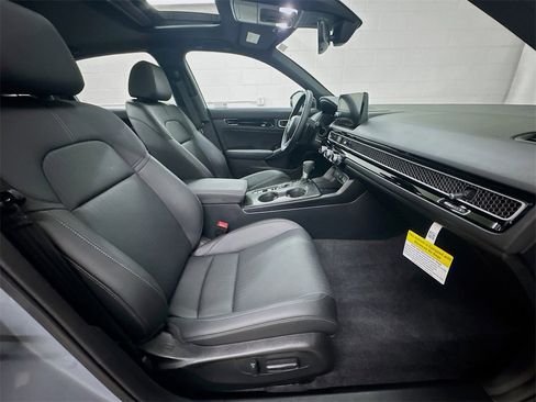 Certified 2025 Honda Civic Sport Touring image 26