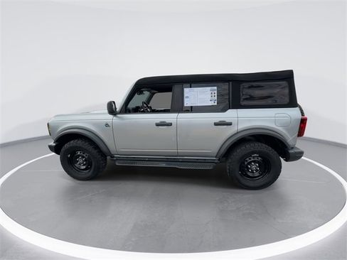 Used 2023 Ford Bronco Black Diamond image 5