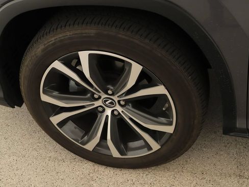 Used 2019 Lexus RX 450h AWD image 34