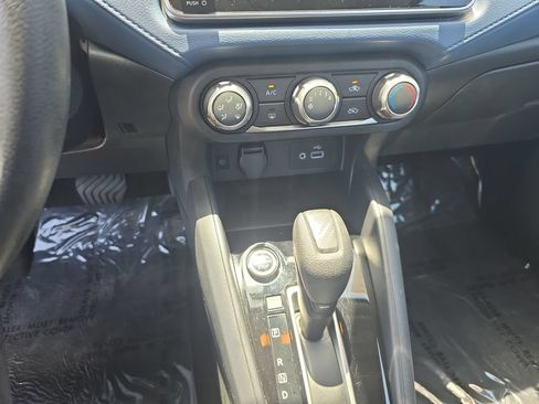 Used 2025 Nissan Versa SV FWD image 16