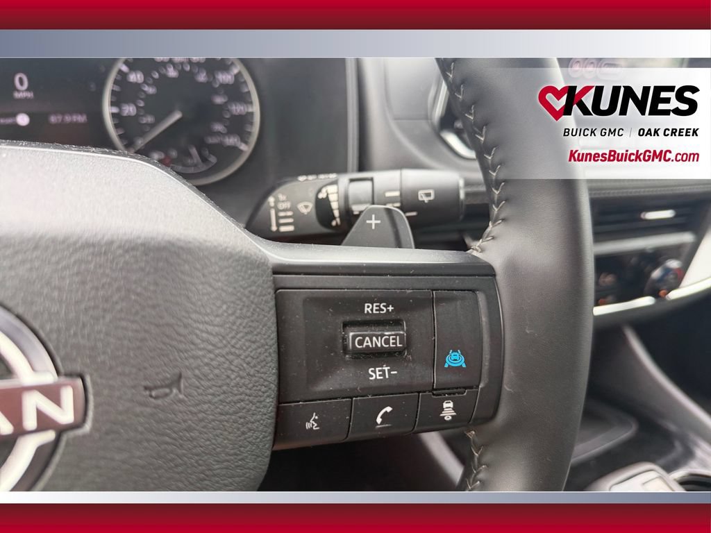 Used 2026 Nissan Rogue SV AWD/4WD image 18