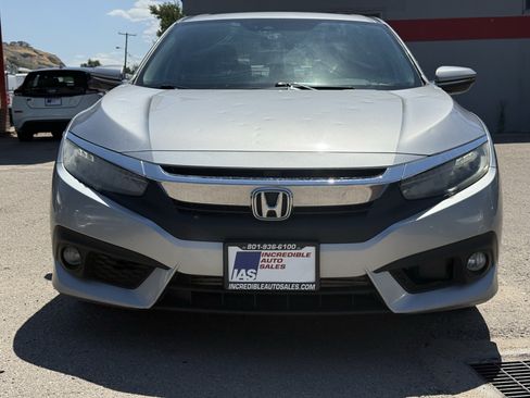 Used 2016 Honda Civic Touring image 22