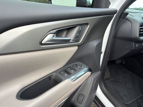 New 2026 Chevrolet Traverse LT FWD image 15