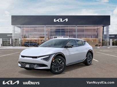 New 2025 Kia EV6 Light w/ Light LR Technology Package