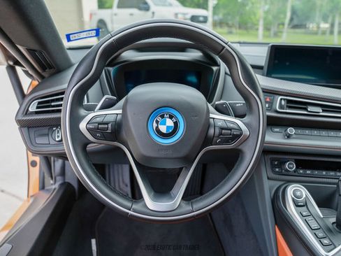 Used 2019 BMW i8 Coupe AWD/4WD image 49