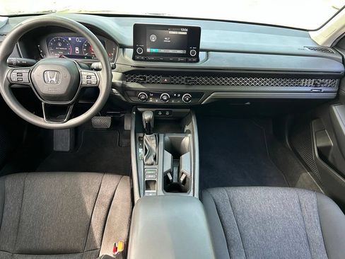 Used 2025 Honda Accord LX image 10