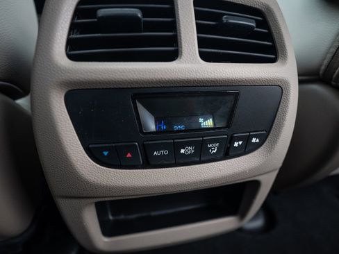 Used 2018 Honda Pilot EX-L image 41