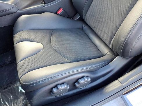 Used 2024 Nissan Z Performance w/ Floor Mat Package image 20