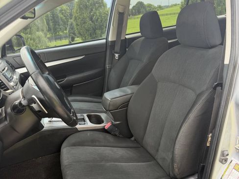 Used 2013 Subaru Outback 2.5i Premium w/ All-Weather Pkg AWD/4WD image 29