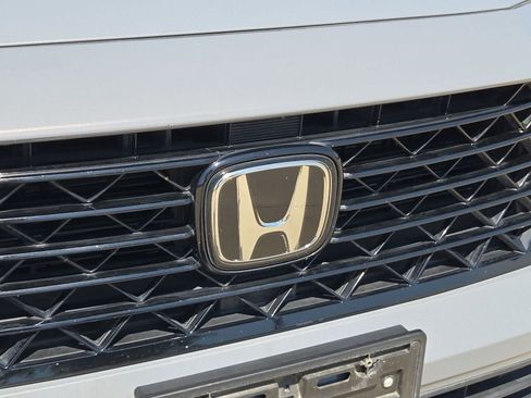 Used 2023 Honda Accord Sport image 10