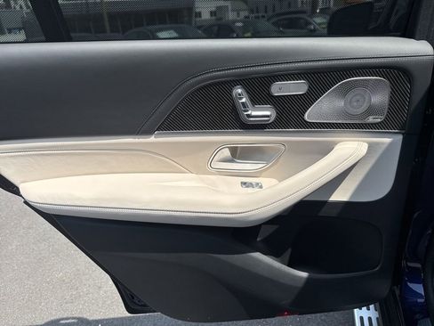 New 2025 Mercedes-Benz GLS 63 AMG 4MATIC image 18