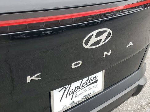 Used 2025 Hyundai Kona SE AWD/4WD image 9