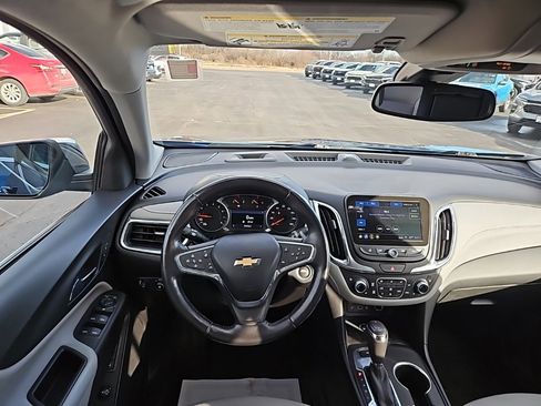 Used 2020 Chevrolet Equinox Premier image 9