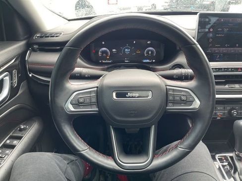 Used 2022 Jeep Compass Trailhawk w/ Trailhawk Elite Group image 15