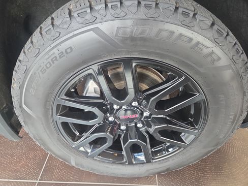 Used 2021 GMC Sierra 1500 Elevation image 8