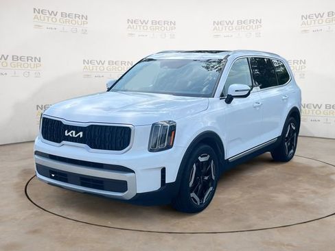 Used 2024 Kia Telluride EX FWD image 1