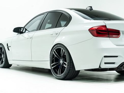 Used 2018 BMW M3 RWD image 20