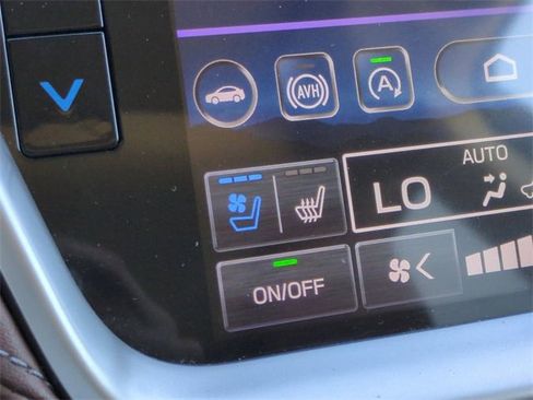 Used 2020 Subaru Outback Touring XT image 27