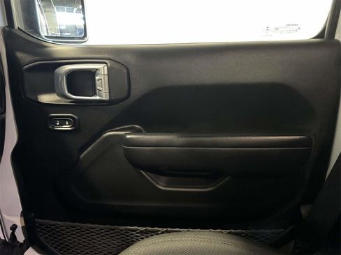Used 2021 Jeep Wrangler Unlimited Sport image 30