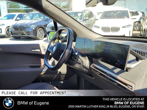 Used 2023 BMW iX xDrive50 w/ Premium Package AWD/4WD image 12