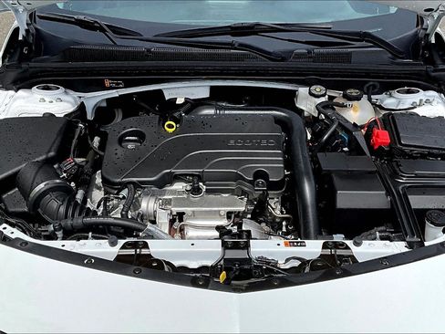 Used 2025 Chevrolet Malibu RS FWD image 21