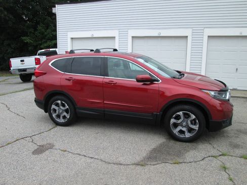 Used 2017 Honda CR-V EX image 3