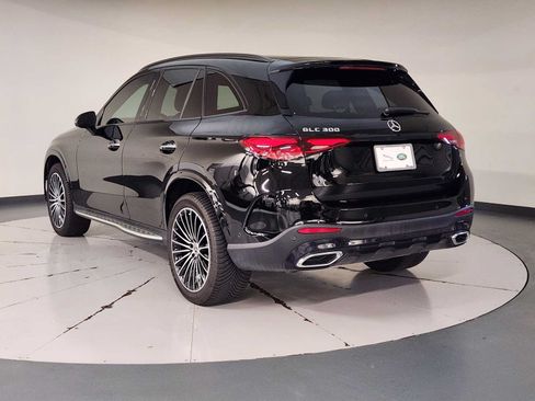 Used 2023 Mercedes-Benz GLC 300 image 6