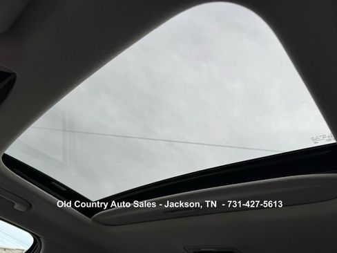 Used 2023 Kia Niro EX Touring image 28