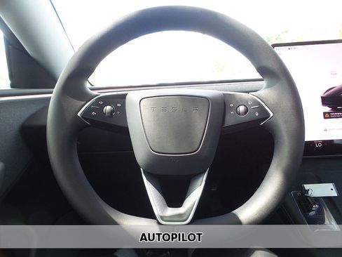 Used 2025 Tesla Model 3 Long Range RWD image 3