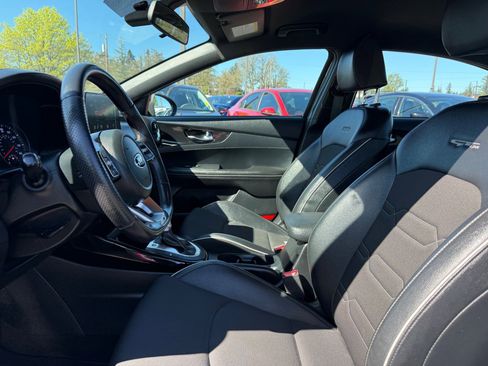 Used 2020 Kia Forte GT-Line FWD image 12