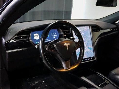 Used 2018 Tesla Model S AWD image 10