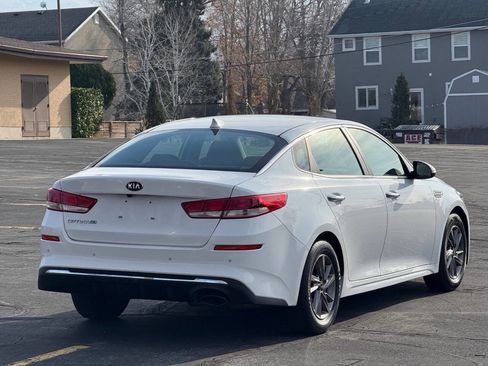 Used 2020 Kia Optima LX image 5