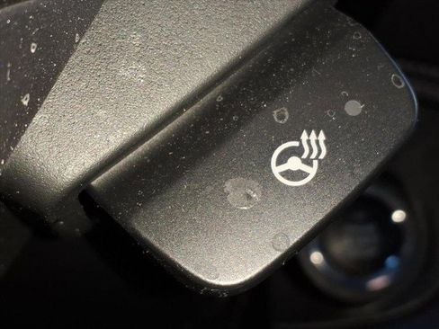 Used 2024 Subaru Outback Touring XT image 23