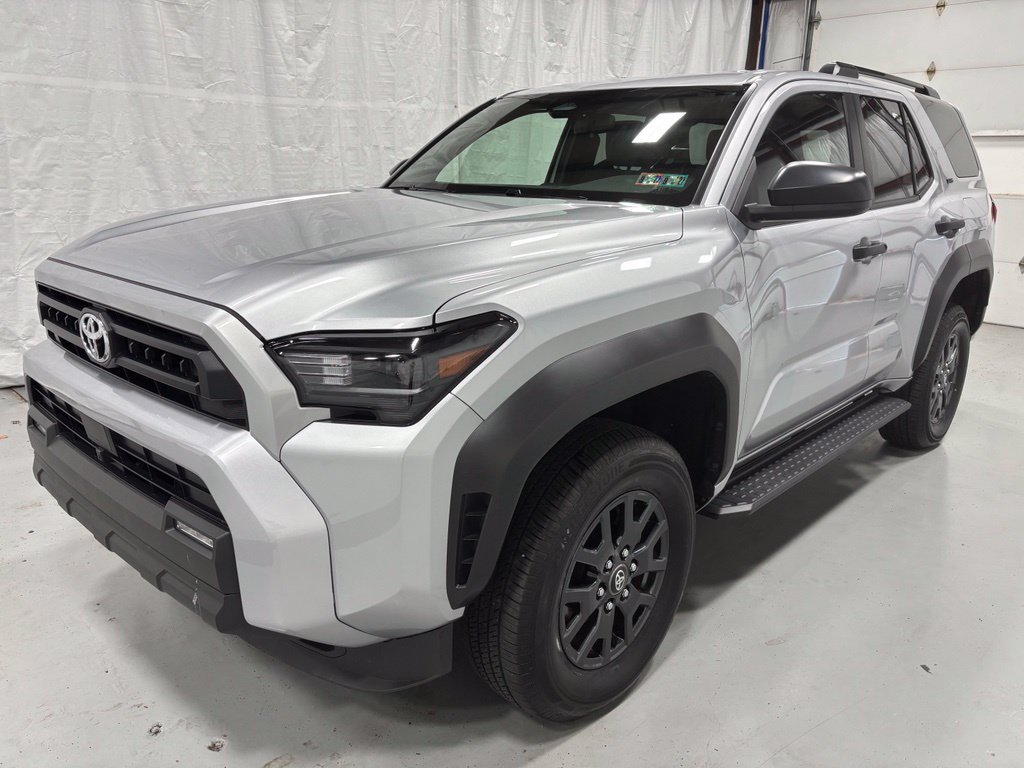 Used 2026 Toyota 4Runner SR5 AWD/4WD image 3