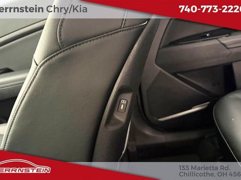 Used 2025 Kia Sportage EX AWD/4WD image 22