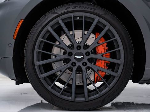 Used 2023 Aston Martin DBX SUV image 15