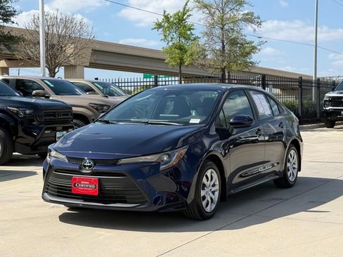 Used 2026 Toyota Corolla LE image 6