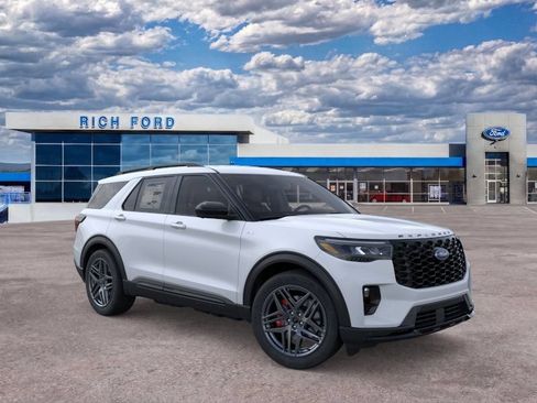 New 2026 Ford Explorer ST-Line w/ ST-Line Street Pack AWD/4WD image 7