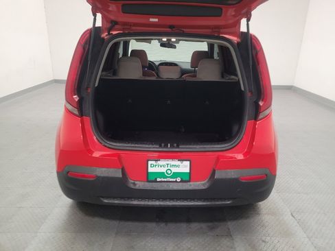 Used 2020 Kia Soul LX FWD image 29