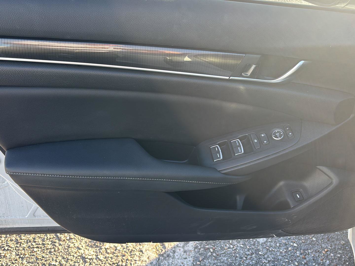 Used 2022 Honda Accord Sport image 14