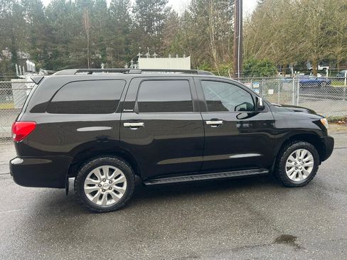 Used 2014 Toyota Sequoia Platinum image 4