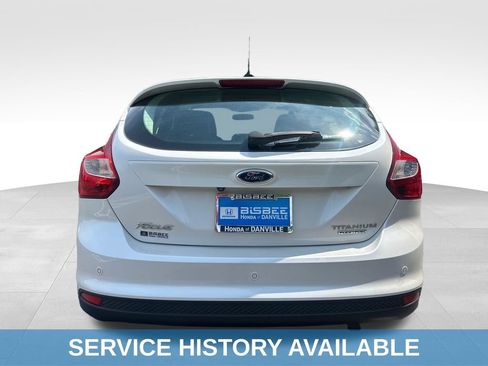 Used 2014 Ford Focus Titanium FWD image 6