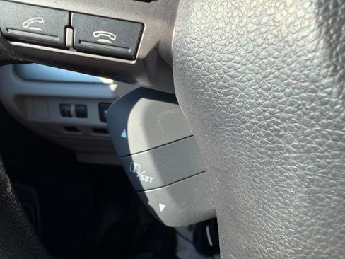 Used 2015 Subaru Forester 2.5i Premium w/ Popular Package #2 AWD/4WD image 21