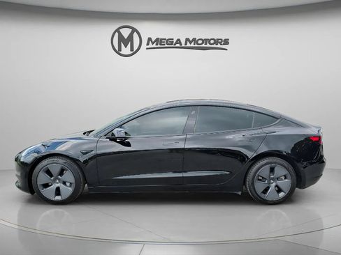 Used 2022 Tesla Model 3 Standard Range RWD image 3